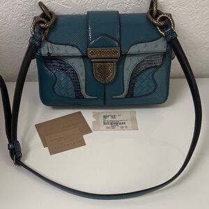 Bottega Veneta Teal and Black Crossbody Bag limited edition 😍😍😍